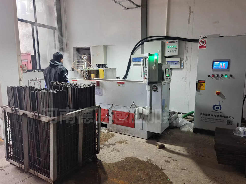 高頻齒條淬火機(jī)成套設(shè)備160KW