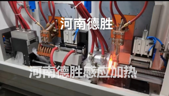 滾珠絲桿調(diào)質(zhì)設(shè)備生產(chǎn)線現(xiàn)場(chǎng)_副本