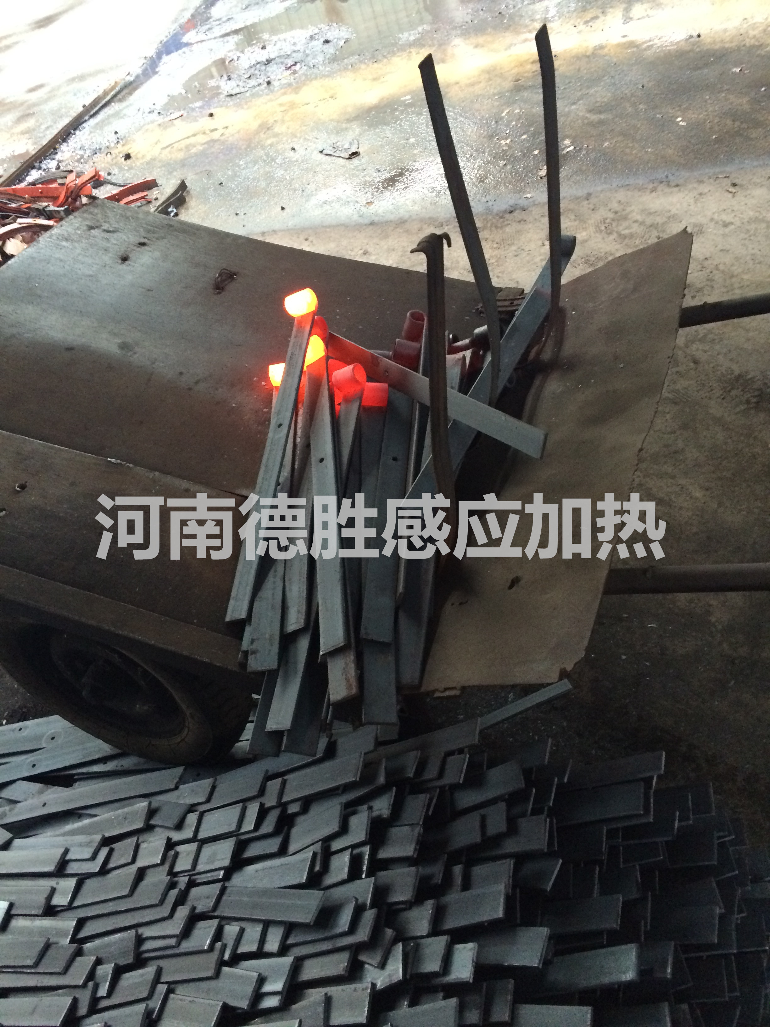 板簧卷耳感應加熱