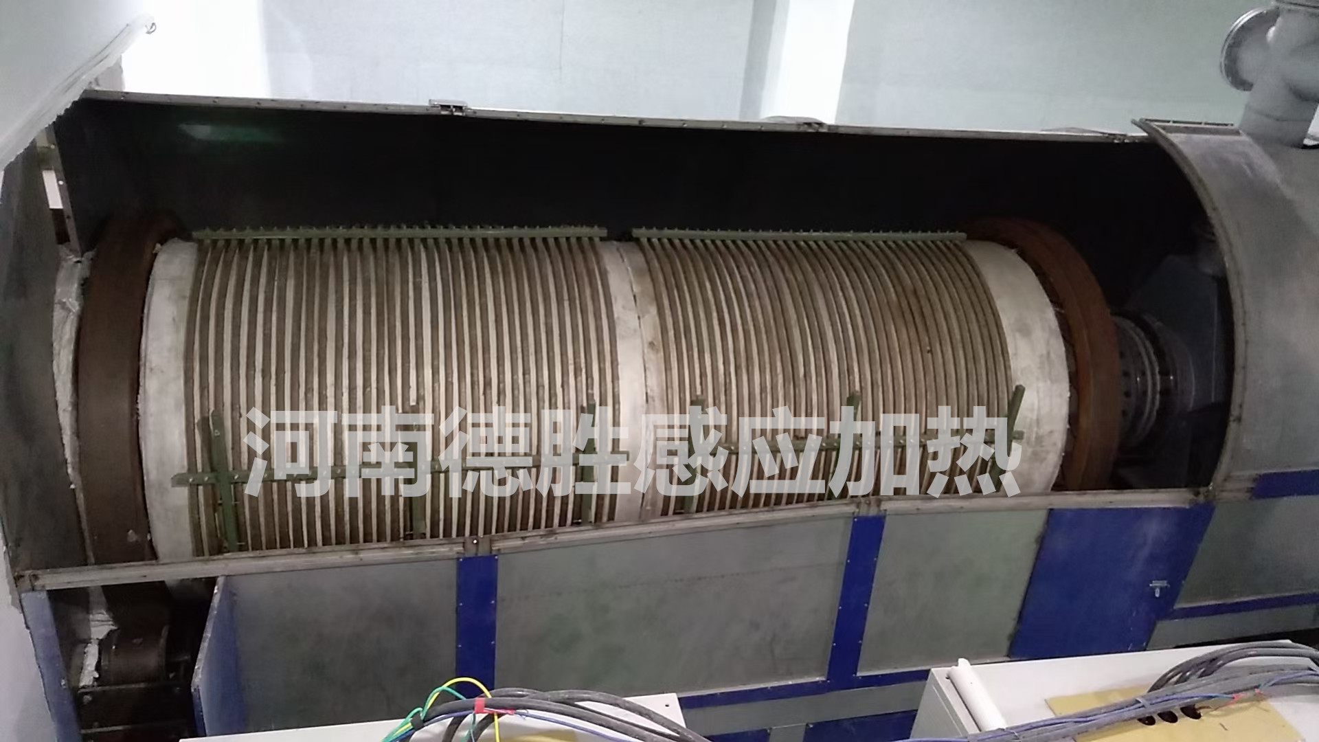 鋼管中頻加熱設(shè)備