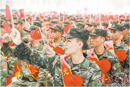 今日头条新兵欢送仪式,今日头条见证青春荣耀的欢送仪式