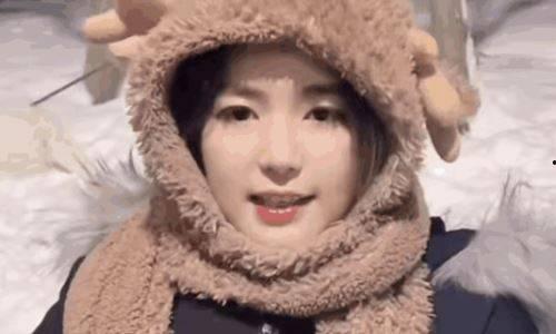 叫雪的网红,揭秘网络红人雪的璀璨人生轨迹”