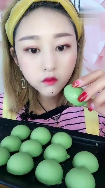 爱吃洋葱的女网红是谁,揭秘爱吃洋葱的女网红是谁