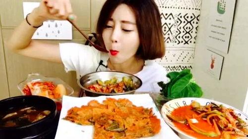 吃瓜博主蘑菇姐,蘑菇姐带你领略吃瓜界的趣味与智慧