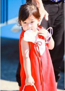 明星小泡芙图片,可爱瞬间引网友热议