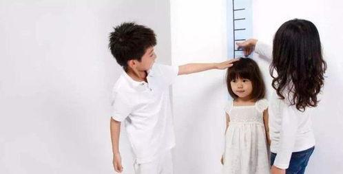 头条小孩身高对比图片,对比图揭示不同年龄段孩子身高标准